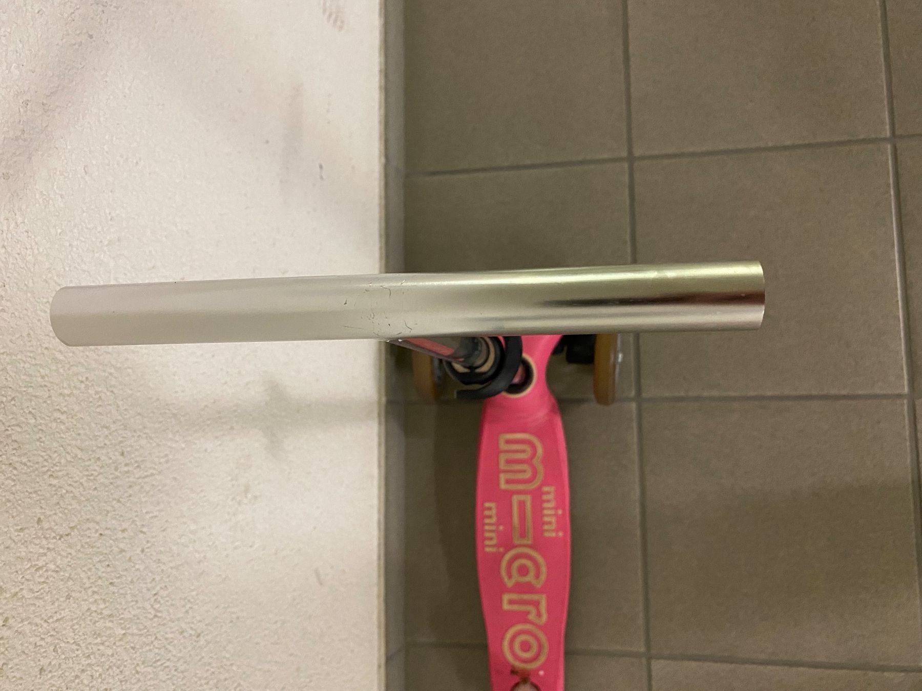 Micro Kickboard: Mini Micro Scooter Pink – Usato da Eschlikon TG venduto da RamonaSt 3