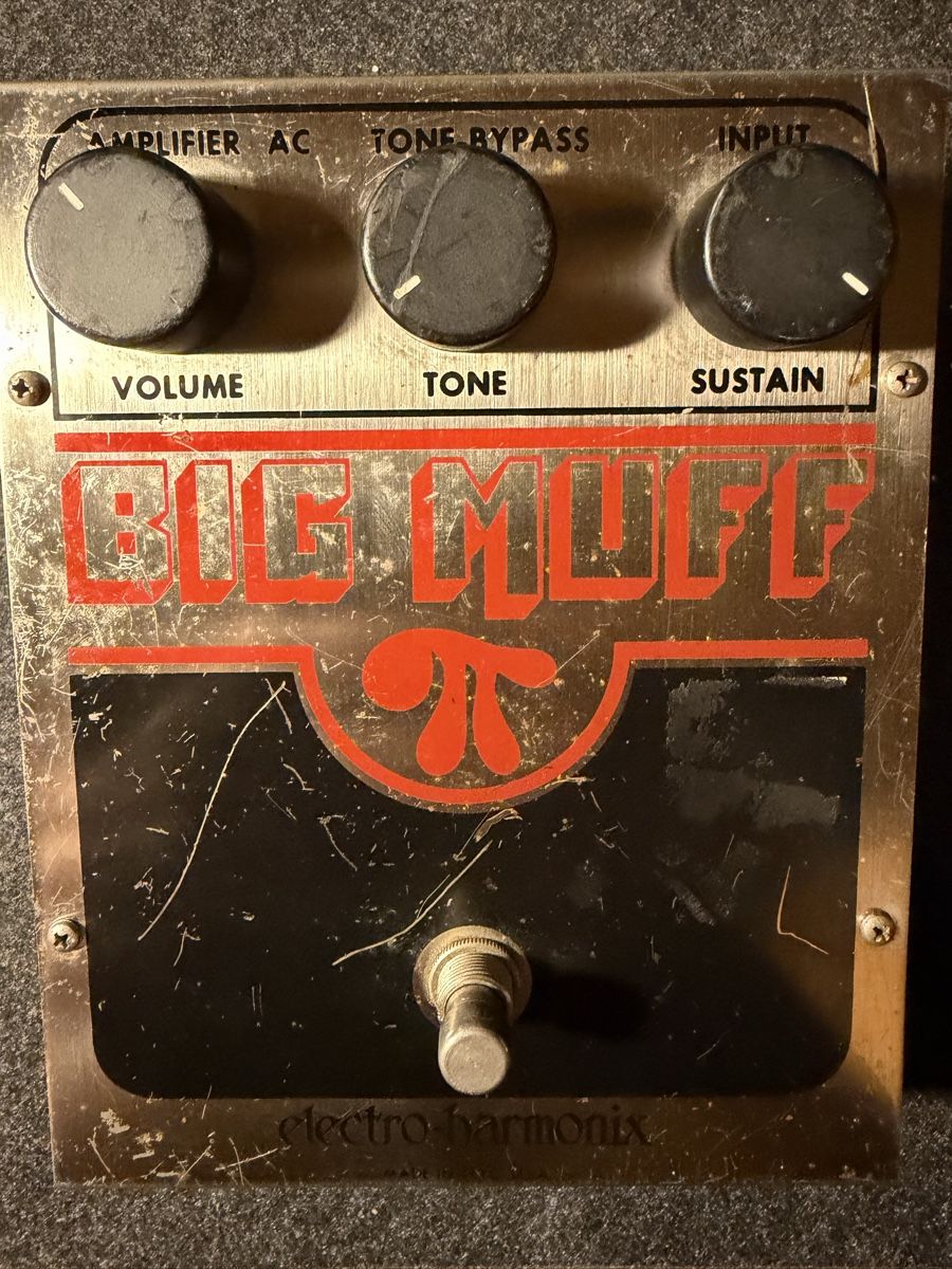 Electro-Harmonix Instruments de musique: Big Muff V6 - 1980/81 – D'occasion à fey par Caductilometre 1