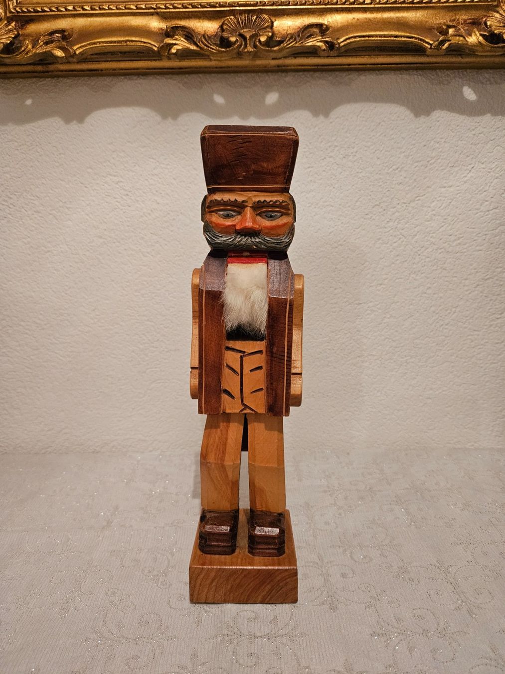 Figuren: Holz Nussknacker, Vintage Deko , Sammlerobjekt – Gebraucht aus Wittenbach von anzo4