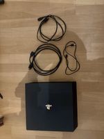 PS4 Pro + 2 Controller + Headset + 4 Spiele