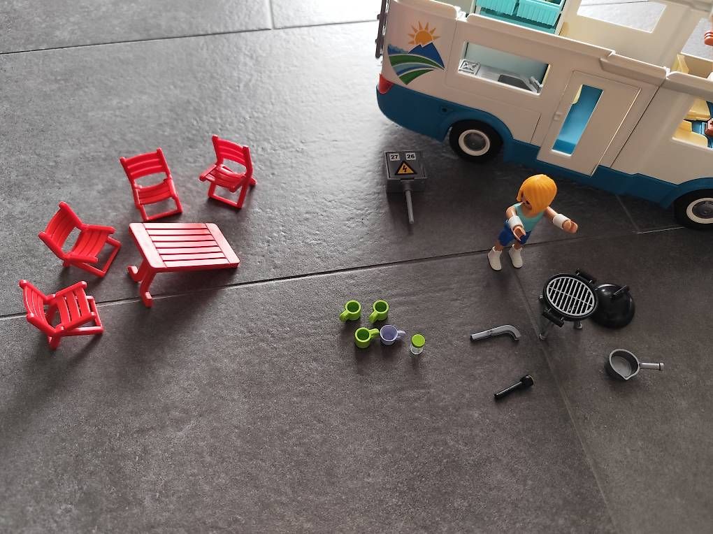 Giocattoli: Playmobil Camper – Usato da Nunningen venduto da DanteXF 1