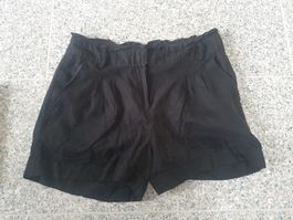 Schwarze Shorts Gr. 38.