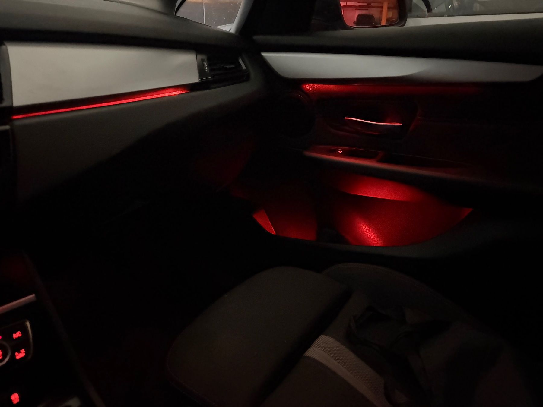 BMW Automobili: BMW / 218d / Tourer / Automat – Usato da Dietfurt venduto da LvLvLV 7