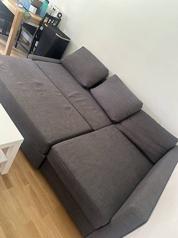 Ikea Divani: Ikea Sofa zu verkaufen – Usato da Biel/Bienne venduto da ana_xf55 2