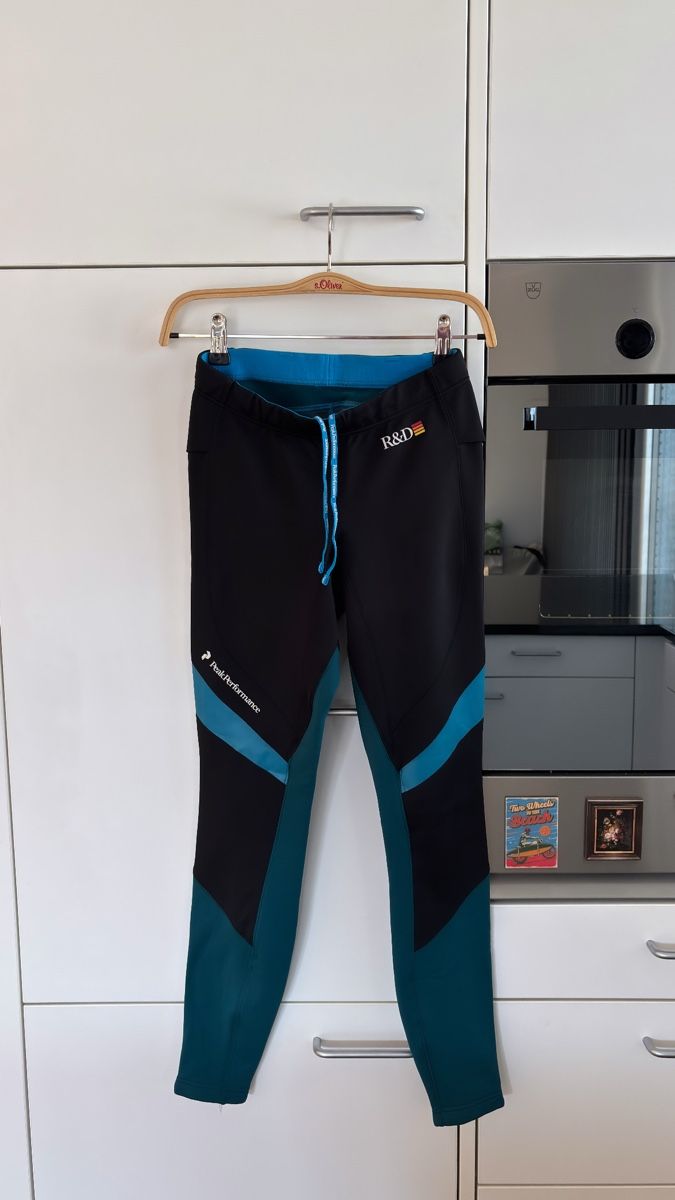 Peak Performance Hosen: Peak Performance Damen Hose Gr. S, Wind und Regen – Gebraucht aus Ramsen von Myclothesforu