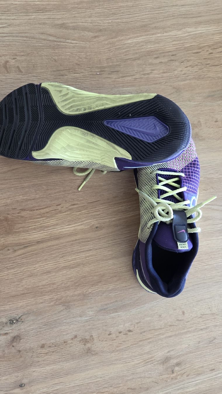 Nike Scarpe da uomo: Nike Metcon 8 AMP Deep Violett Barely Volt 46 – Usato da Tentlingen venduto da Gio93 1