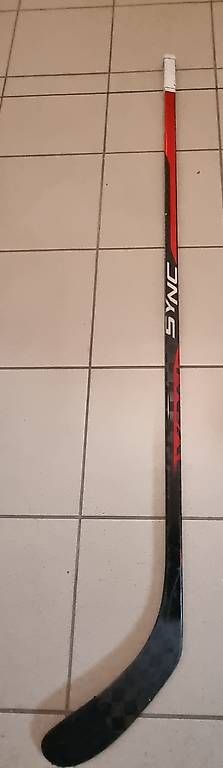Bastoni & Pale: Bastone da hockey Alex Formenton – Usato da Camorino venduto da Fabiopu