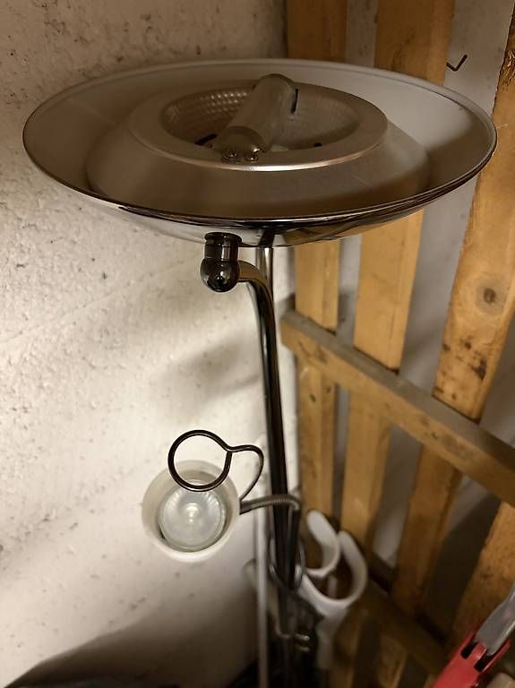 Lampes: Lampada a stelo di design  – D'occasion à Vacallo par MauTech 1