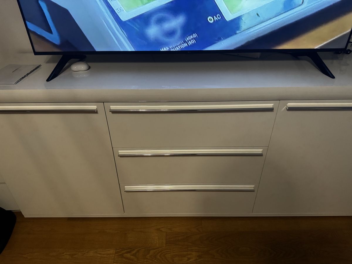 TV Möbel: Fernsehkommode – Gebraucht aus WetzikonZH von igelone217