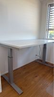 Schreibtisch höhenverstellbar weiss top Zustand