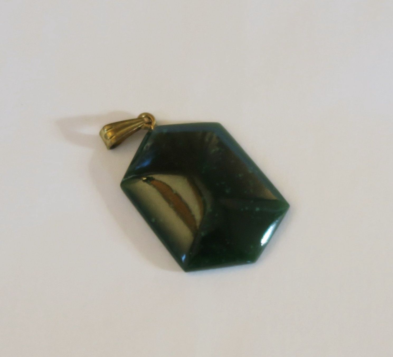 Anhänger: Anhänger grüner Glasstein – Gebraucht aus Brittnau von marlenestone 1