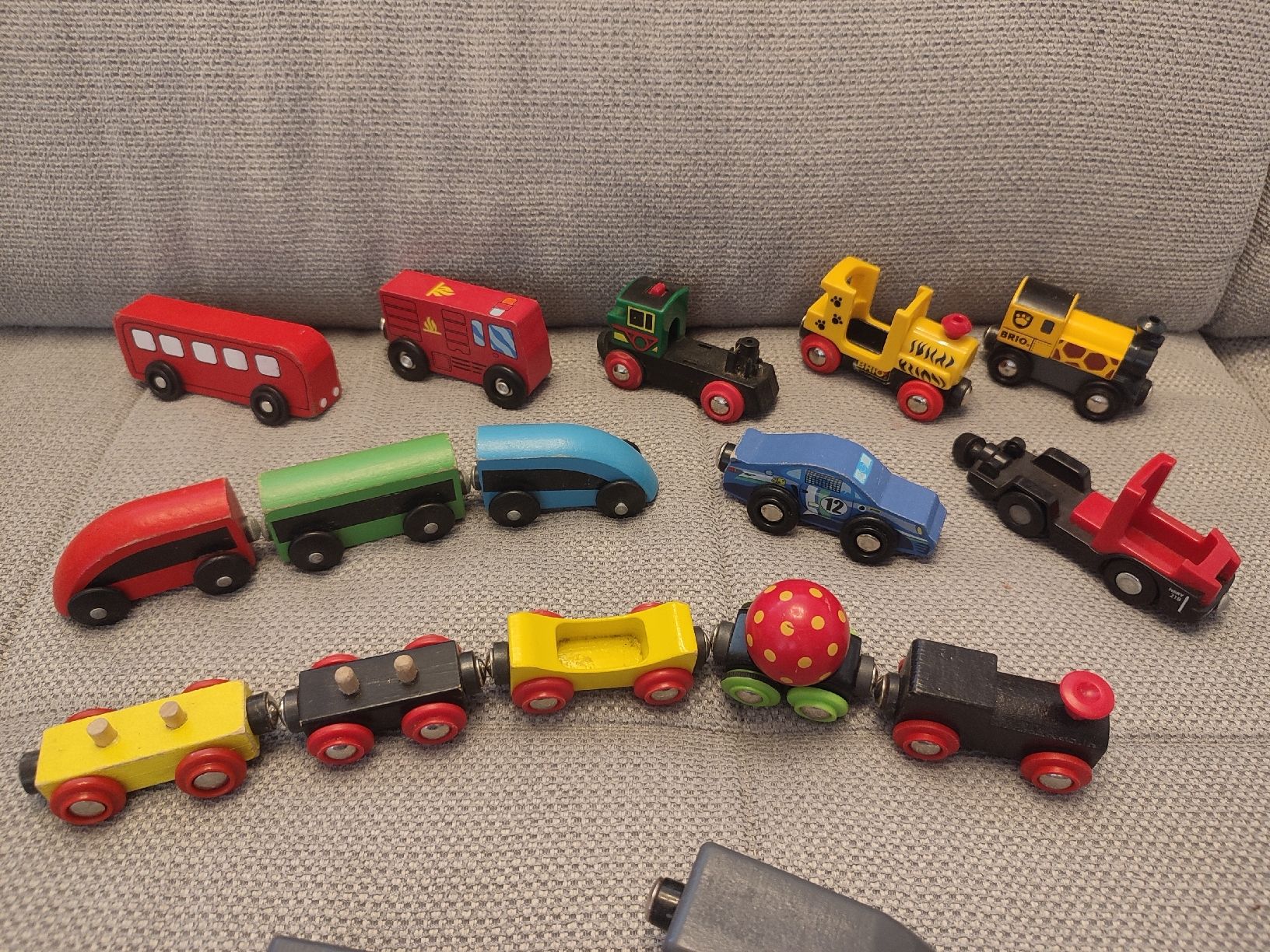 Jouets: Lot train Brio et autres – D'occasion à Bougy-Villars par Vogue 1