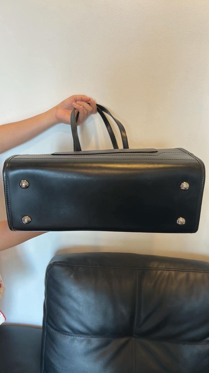Louis Vuitton Borse da donna: LOUIS VUITTON Epi Madeleine Black – Usato da Widnau venduto da Pukpan_99 3