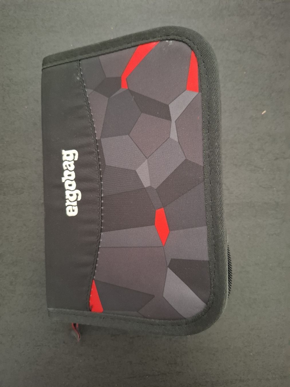 Ergobag Sacs & sacs à dos: Ergobag Cubo Schulranzen / Thek – D'occasion à Wallenwil par Becamach 4