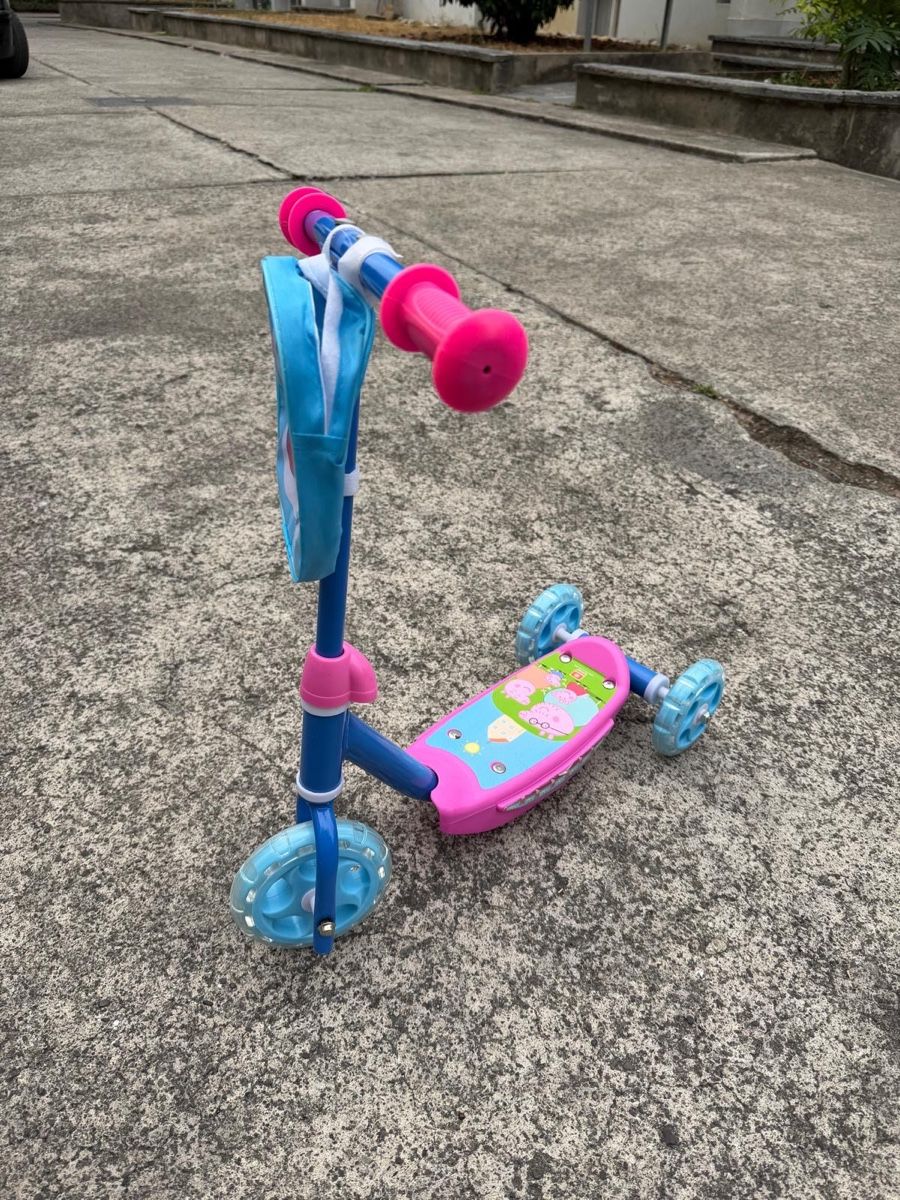 Jouets: Trottinett  – Neuf (Voir description) à Lengnau BE par col_mbz6 1