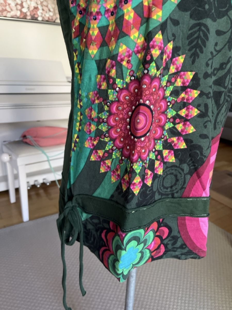 Desigual T-shirt: Desigual Shirt, grün, S – Usato da Solothurn venduto da Bobesch08 3