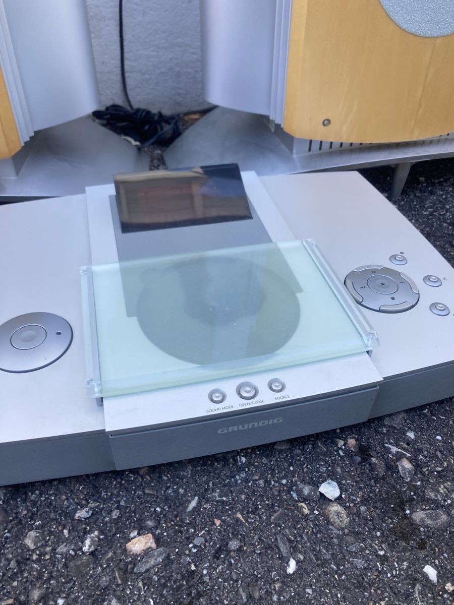 Grundig Lautsprecher: Grundig Apollo 2000 Lautsprecher – Gebraucht aus Zeiningen von Jukebox-Rebell 2