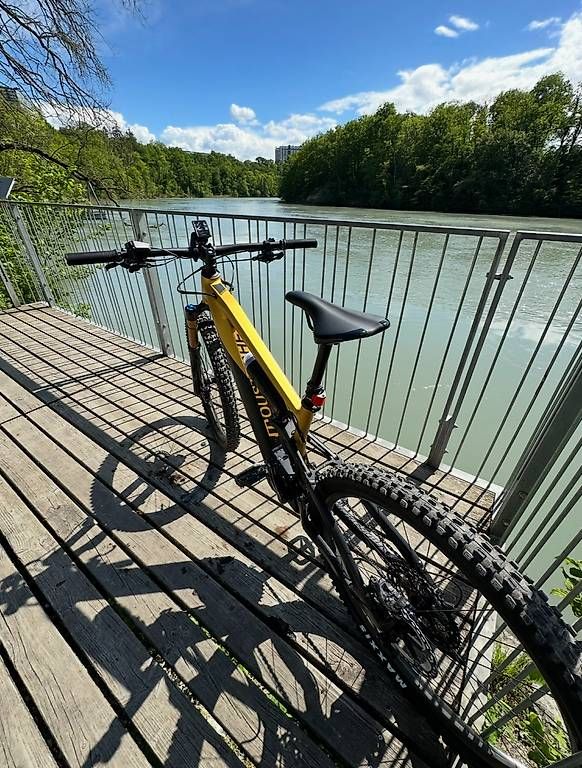 Velos: Vélo MOUSTACHE VTT Électrique 29 Trail 11 – Gebraucht aus Genève von Rubenpinto 1
