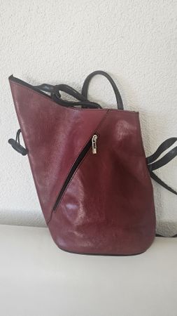 Rucksack Leder Damen Burgunder Rot Made in Italy neuwertig