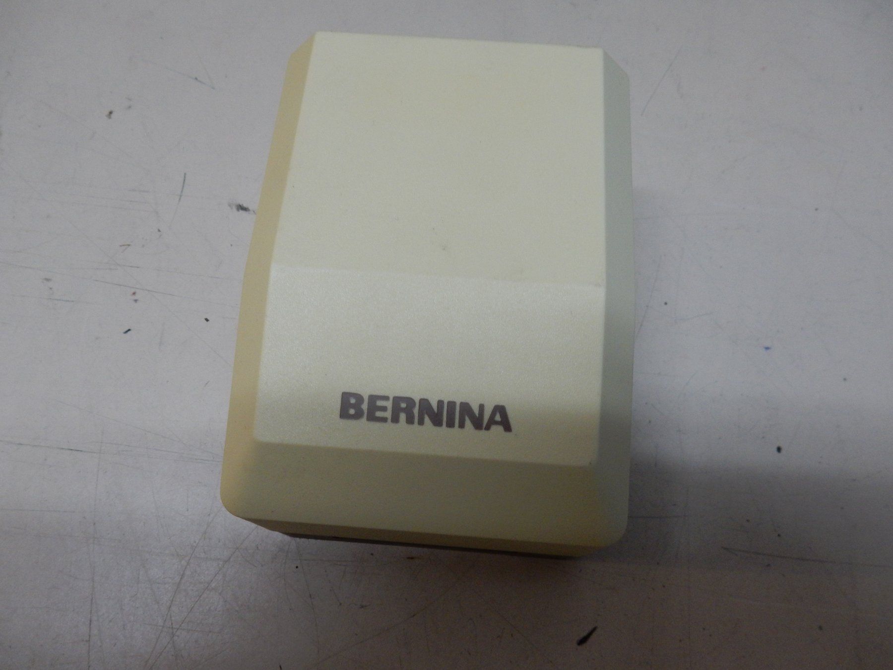 Bernina Machines à coudre: Bernina Nähschneider – D'occasion à Watt par Mariposa49 1