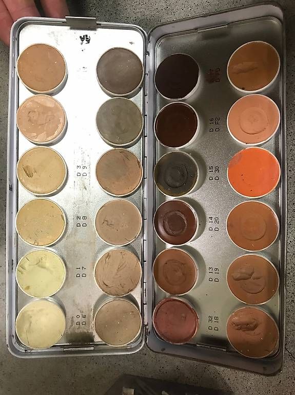 Make-up: Schminkkoffer – Usato da Bern venduto da streggae 2