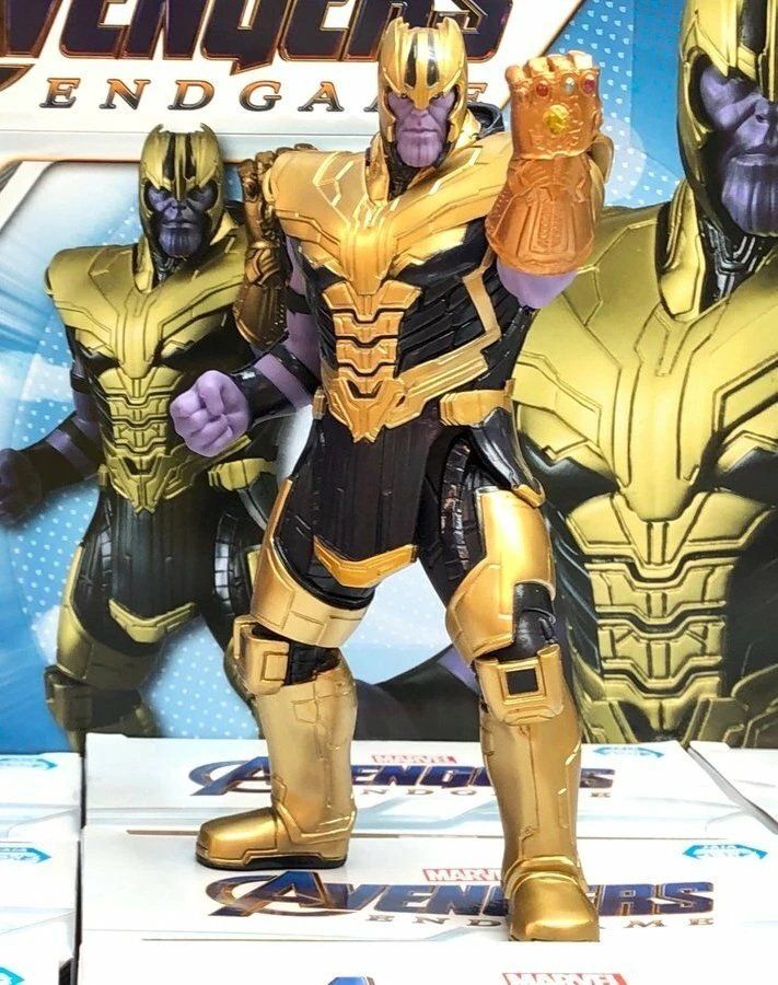 Statuette: AVENGERS Limited Premium - Avengers Endgame - Thanos 20cm – Nuovo e nell'imballaggio originale da St-Imier venduto da ATTAKSHOP 3