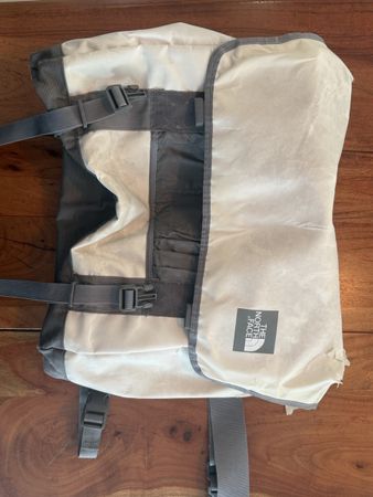 The North Face Massanger Bag gebrauch