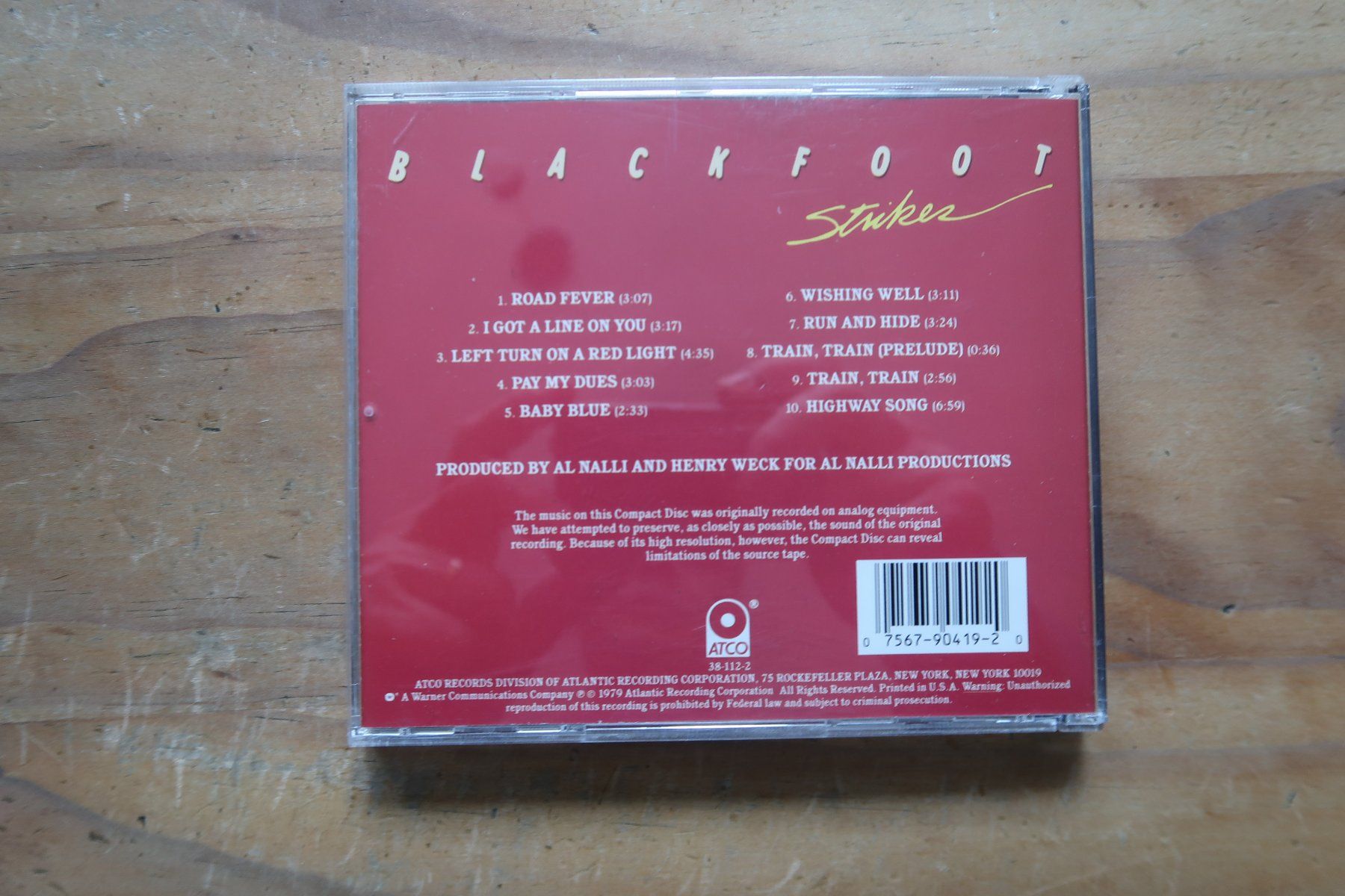 CDs: BLACKFOOT - STRIKES - CD – Gebraucht aus Basel von Patiscat 1