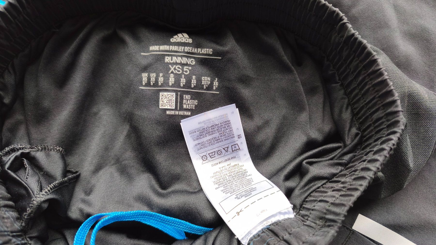 Adidas Pantaloni: Adidas Laufshorts – Nuovo (secondo la descrizione) da Steinhausen venduto da parashkevoff 2