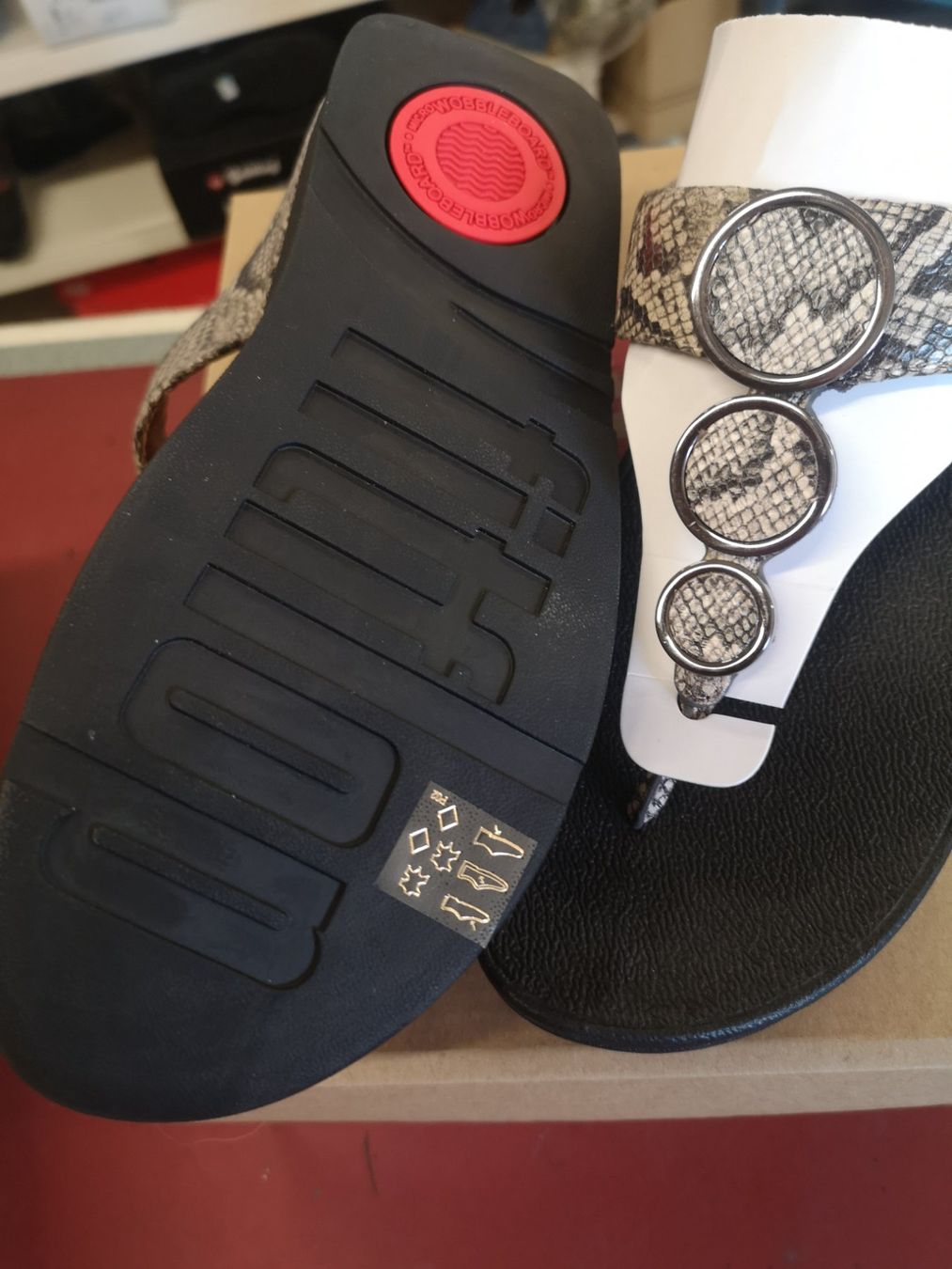 Fitflop Scarpe da donna: Fitflop – Usato da Möhlin venduto da Highwaytom 3