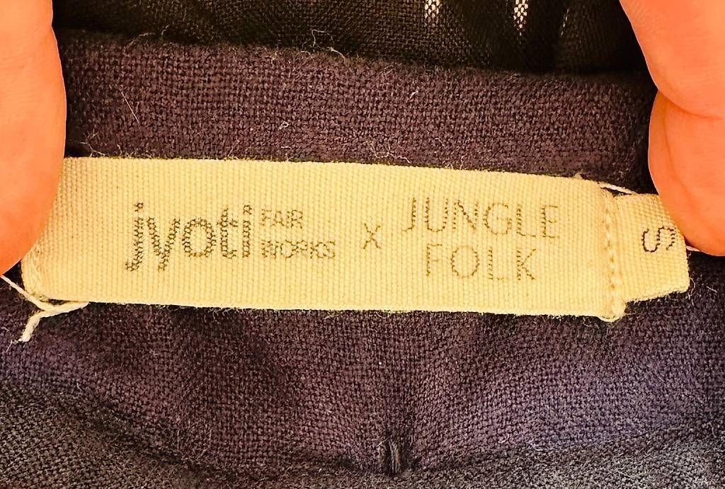 Jungle Folk Vestiti: Jungle Folk – Usato da Bellikon venduto da DW54 3