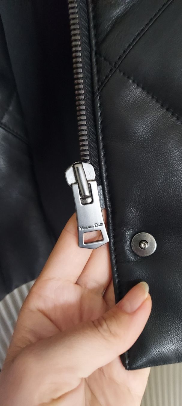 Massimo Dutti Giacche: Massimo Dutti Lederjacke, schwarz, Grösse S – Nuovo (secondo la descrizione) da Winterthur venduto da ann_7lxx 1