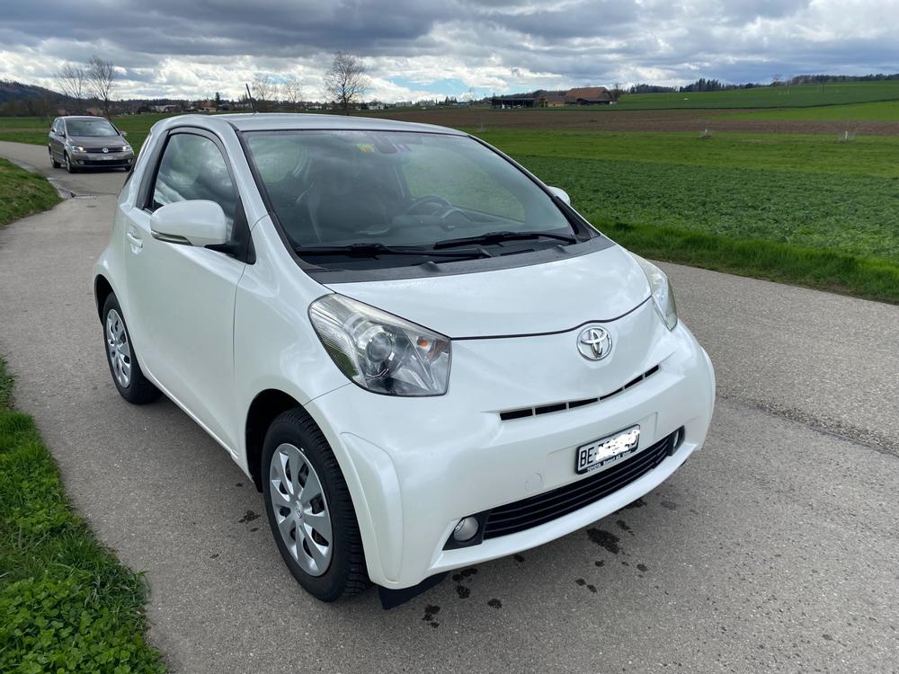 Gepflegter Toyota IQ 1.4 DPF Euro 4 neue MFK bei Kauf