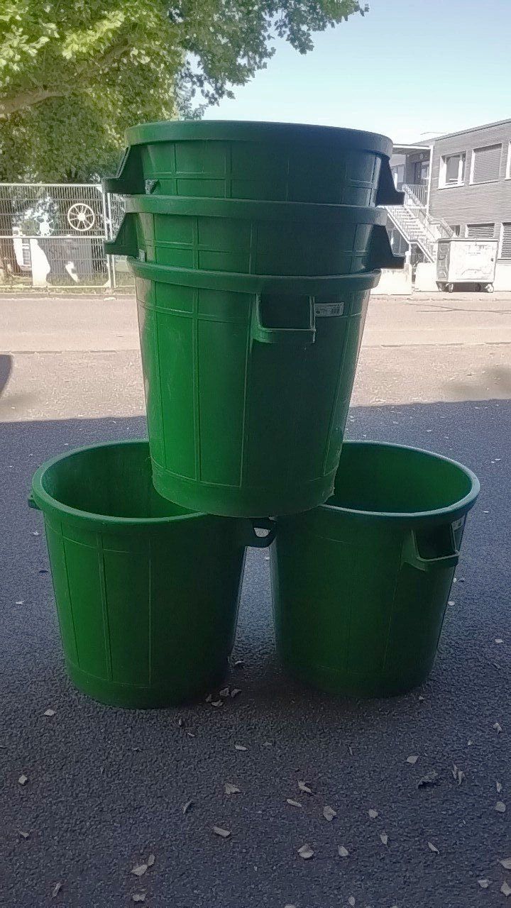 Sonstiges für Haushalt & Wohnen: GRÜNE EIMER | 70LTR | UNIVERSALTONNE | NP 25.00 |ZH – Gebraucht aus RAFZ von 012345 2