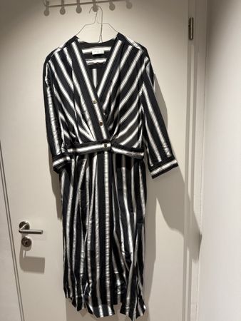 Sandro Black and White Striped Kimono Dress, Swiss 40
