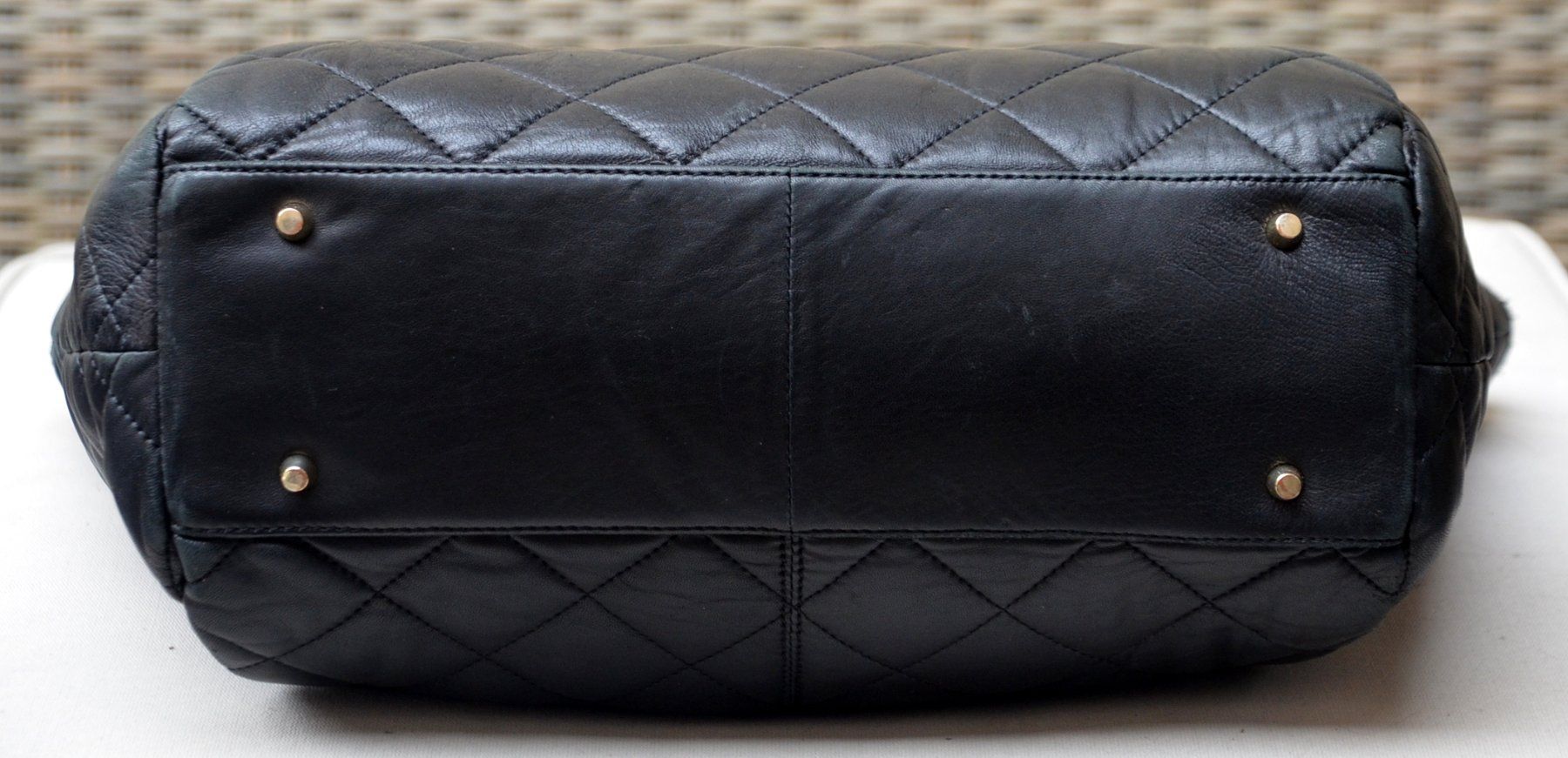 DKNY Borse da donna: Tasche DKNY Quilted sac Leder / cuir – Usato da Collonges venduto da arashee 8