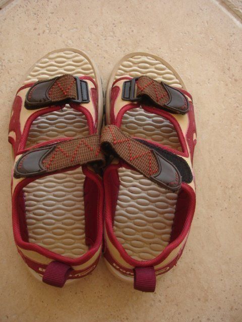 Scarpe per ragazzi: Neue Boltio Kinder Sandalen Grösse 36 – Nuovo (secondo la descrizione) da Beatenberg venduto da nonnkari 1