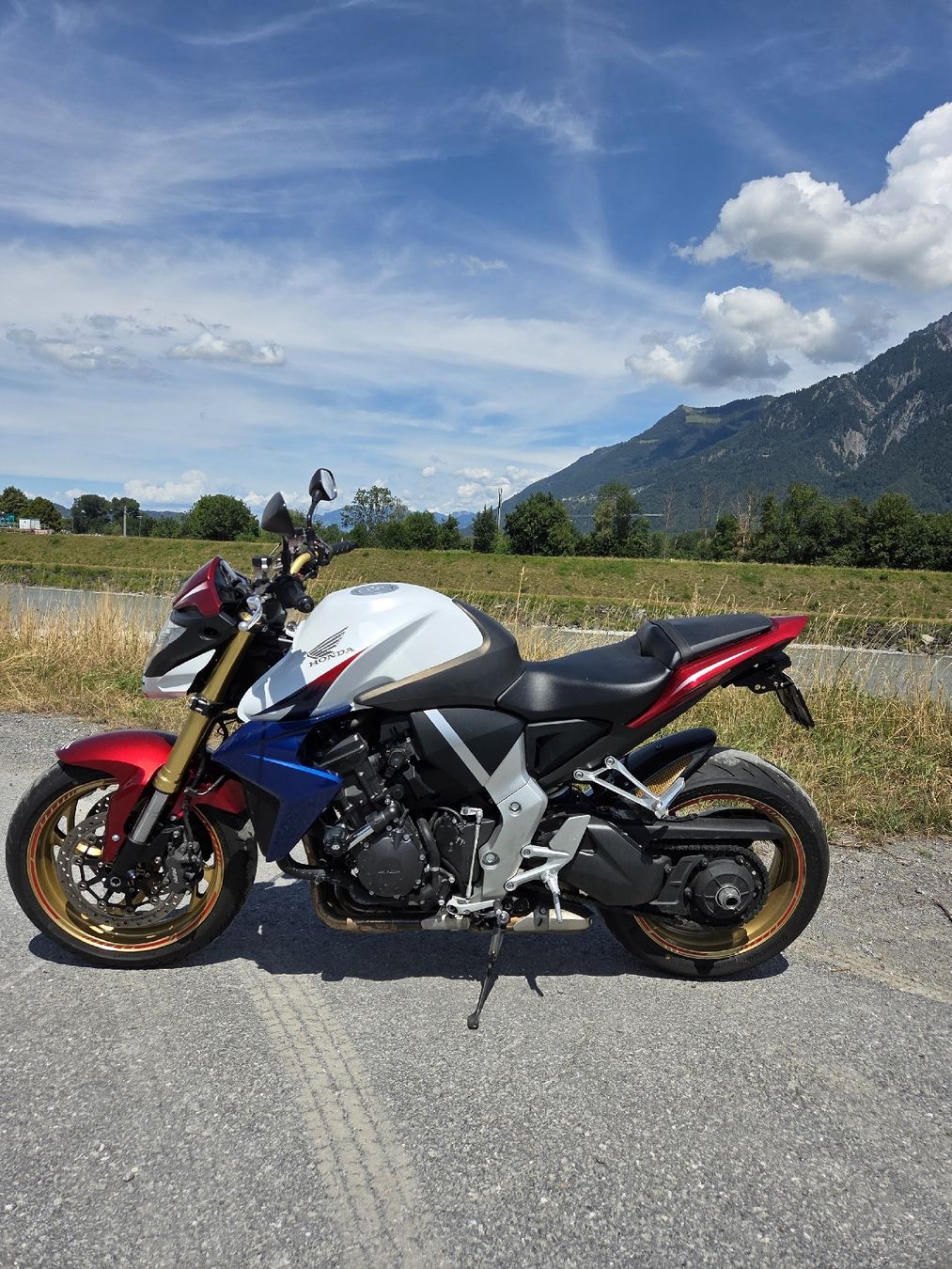 Honda Strada: Honda CB1000 RA – Usato da Buchs SG venduto da nicotambarikas 2