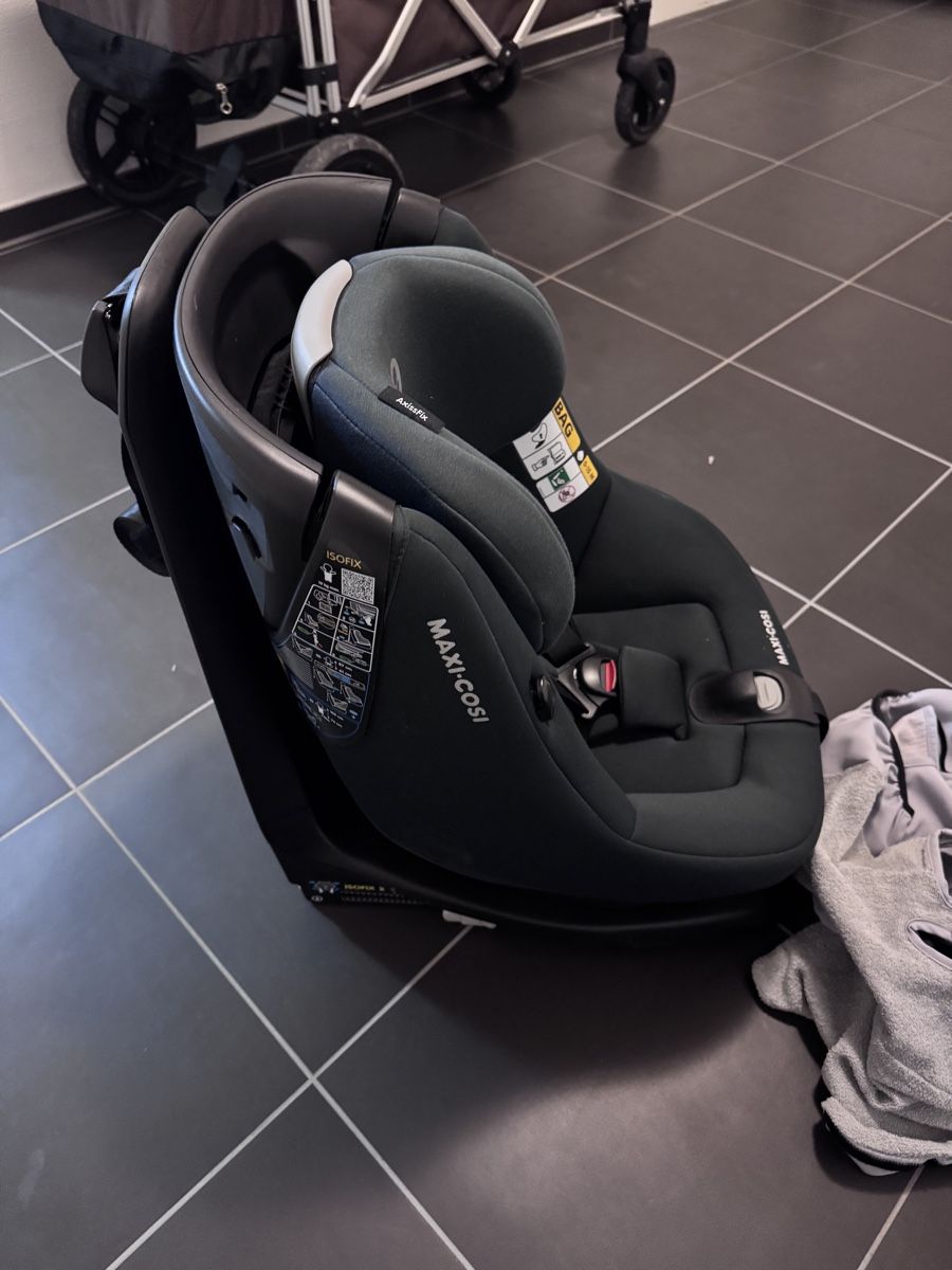 Maxi-Cosi Seggiolini per auto: Maxi Cosi Axissfix Kindersitz – Usato da Wollerau venduto da sepop 3