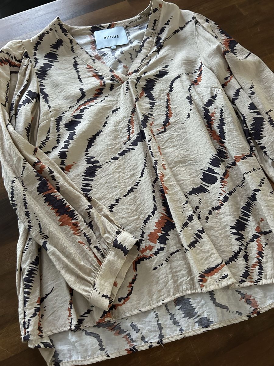 Blusen: MINUS Bluse Gr. 36(M)Skandi Muster Viskose – Neu (gemäss Beschreibung) aus Balsthal von LaLiLu77 1