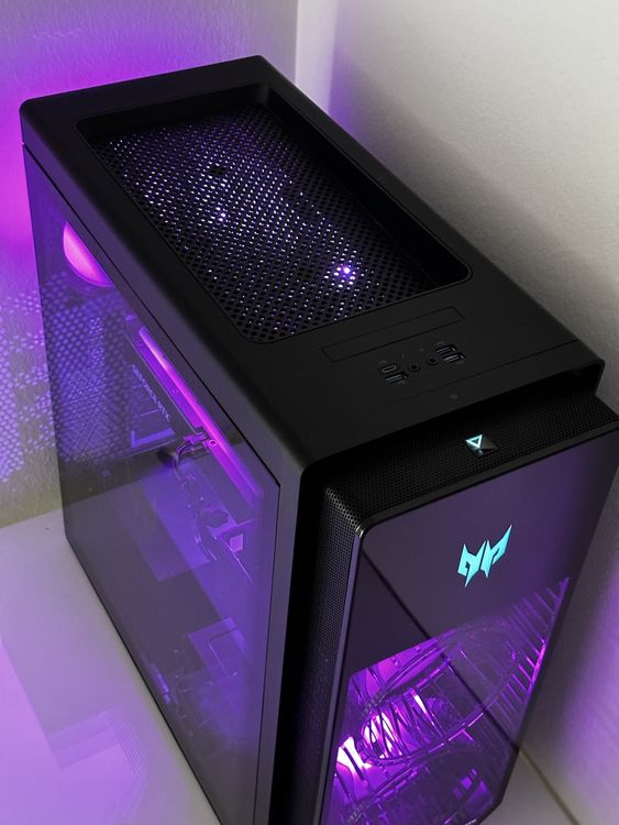 Gaming PC RTX 4070 Core i7 13700F 32gb DDR5 2TB SSD Predator (Gebraucht ...