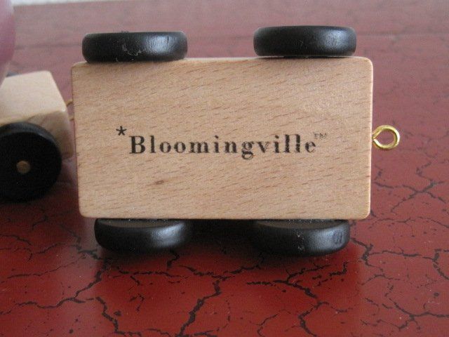 Bloomingville Tutte le decorazioni: Nussknacker mit Weihnachtszug – Usato da Basel venduto da cronat 7