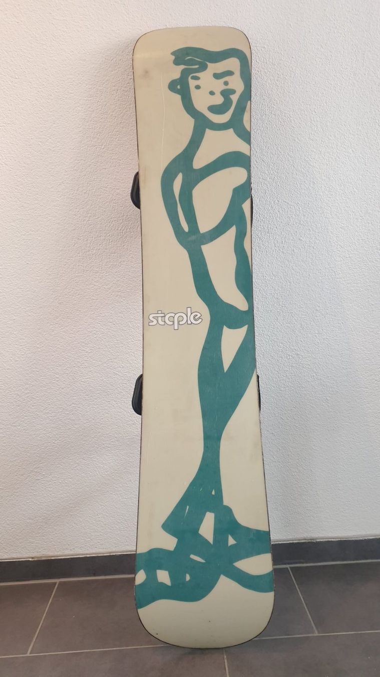 Board: Vintage Snowboard "Staple" – Usato da Basel venduto da HNDidn 1