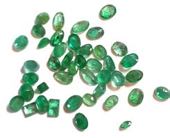 Lot 10.12 ct émeraudes Zambie 6x4 mm - Valeur 800.- Fr