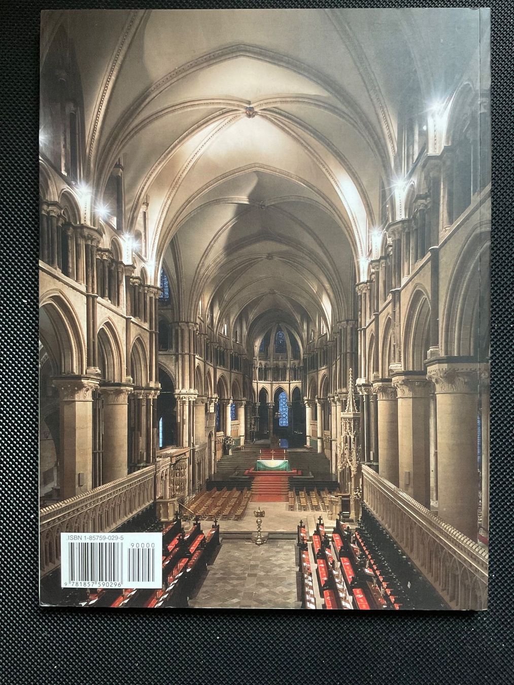 Bücher: Die Kathedrale von Canterbury.    " – Gebraucht aus Zürich von Tolima194 1