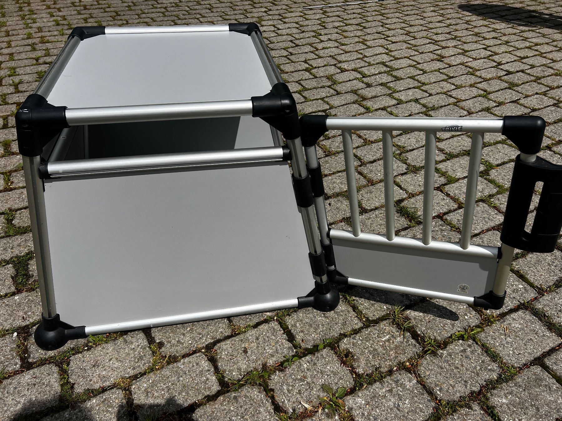 Trixie Gabbie, trasporto & Sicurezza: Trixie Hundebox Grösse M – Usato da Hausen am Albis venduto da Holymama 4