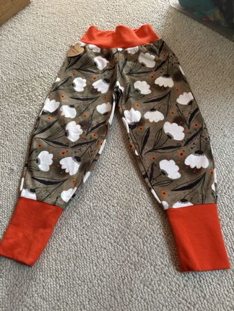 Neue Handmade Pumphose 98/104