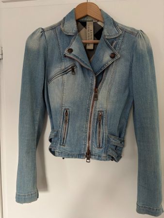 BURBERRY  eelastische Bikerjacke 34, hellblau