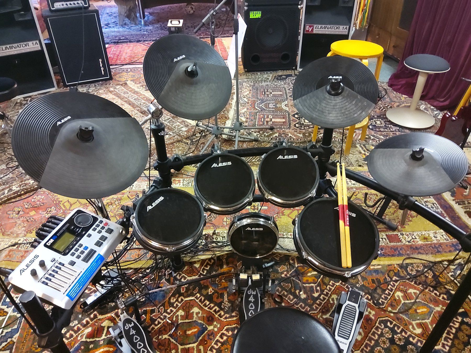 Alesis Strumenti musicali: E Drum Alesis DM10 Konvolut – Difettoso da Seengen venduto da Zippypuente 1