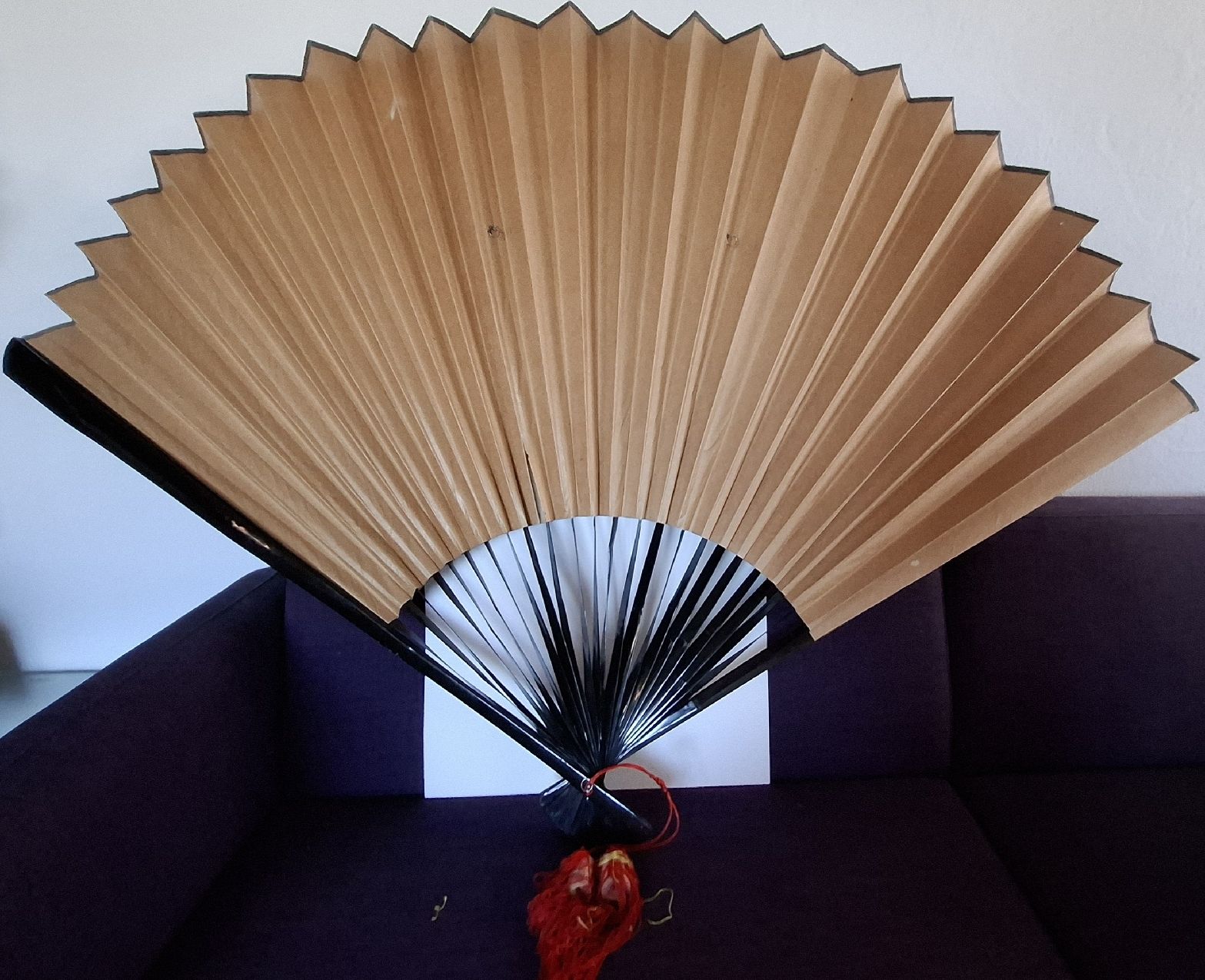 Tutte le decorazioni: Vintage chinesischer Fächer – Usato da Winterthur venduto da DanielaB07 1